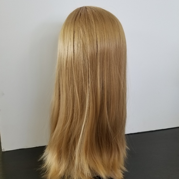 Strawberry blond synthetic lace front wig - Picture 3 of 7